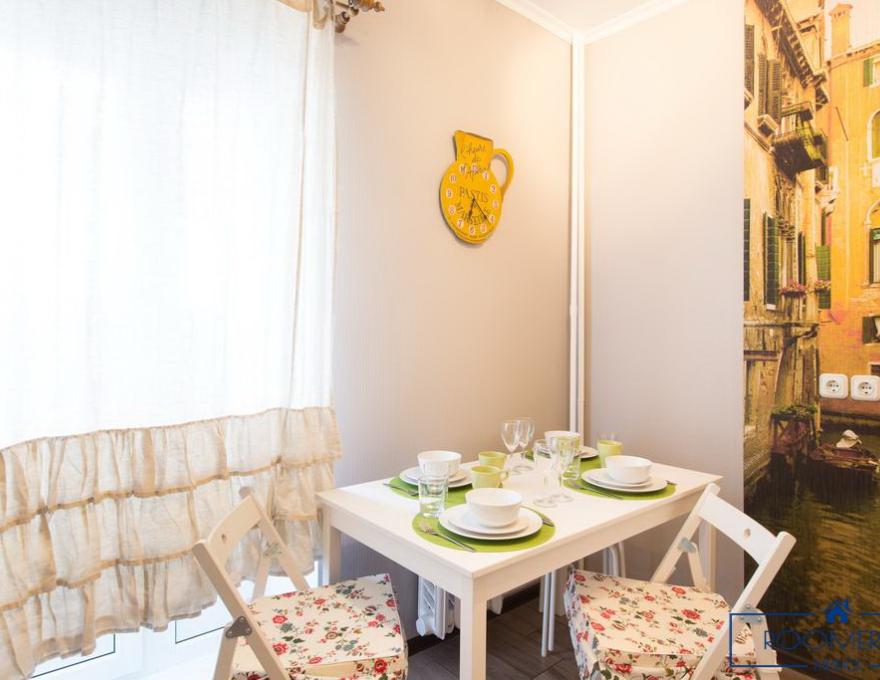 Квартира на сутки в Минске на улице Притыцкого, 46 кухня