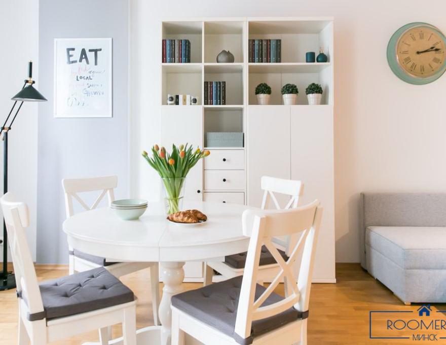 Квартира на сутки в Минске на улице Притыцкого, 39 гостиная