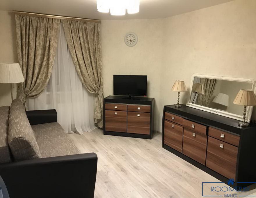 Квартира на сутки в Минске возле метро Кунцевщина гостиная