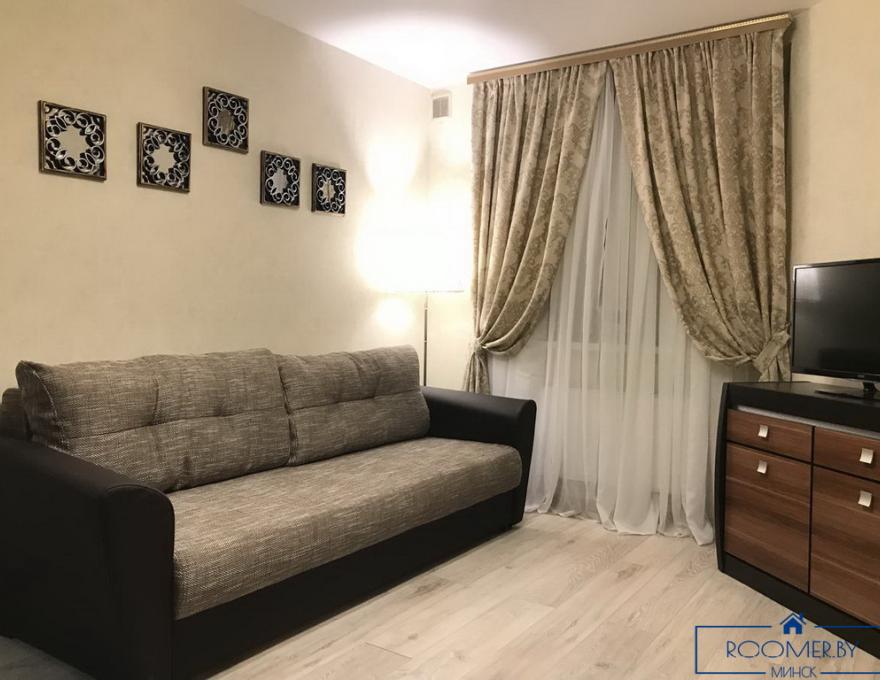 Квартира на сутки в Минске возле метро Кунцевщина гостиная