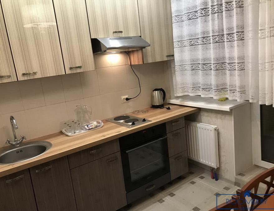 Квартира на сутки в Минске возле метро Кунцевщина кухня