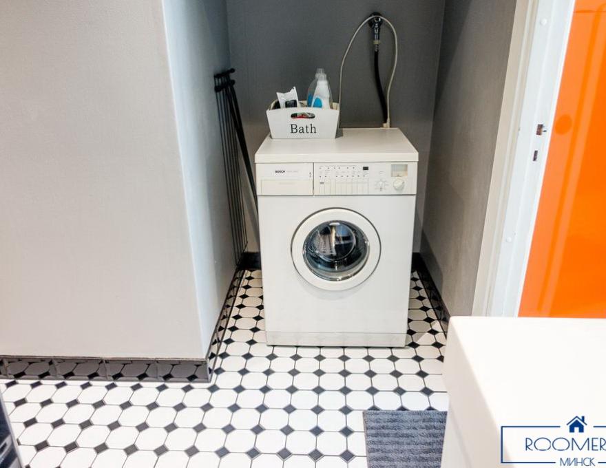 Однокомнатная квартира на сутки в Минске на Притыцкого ванна