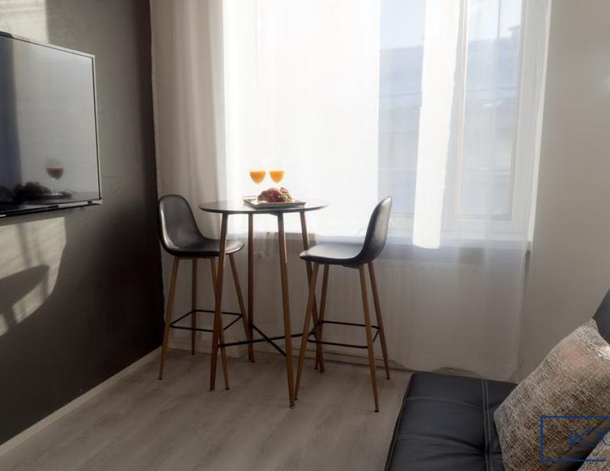 Однокомнатная квартира на сутки в Минске на Притыцкого спальня