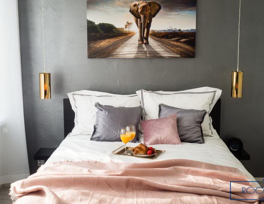 Однокомнатная квартира на сутки в Минске на Притыцкого спальня