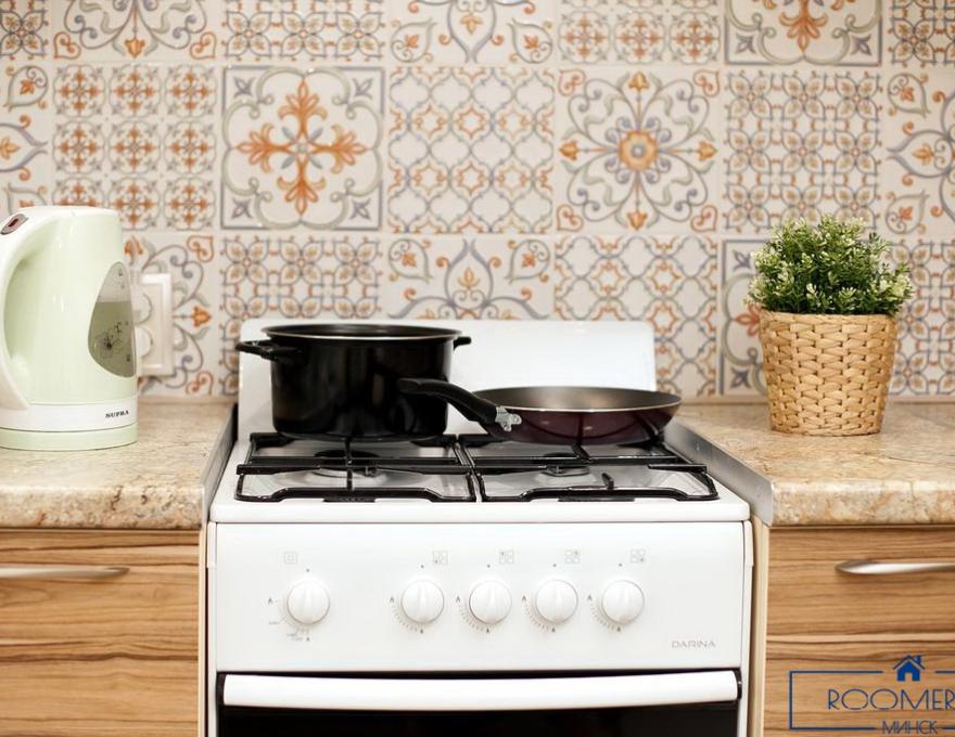 Однокомнатная квартира на сутки в Минске Свердлова кухня