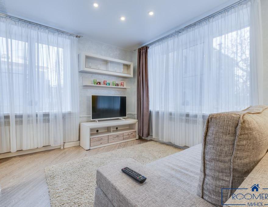 Двухкомнатная квартира на сутки Дзержинского гостиная