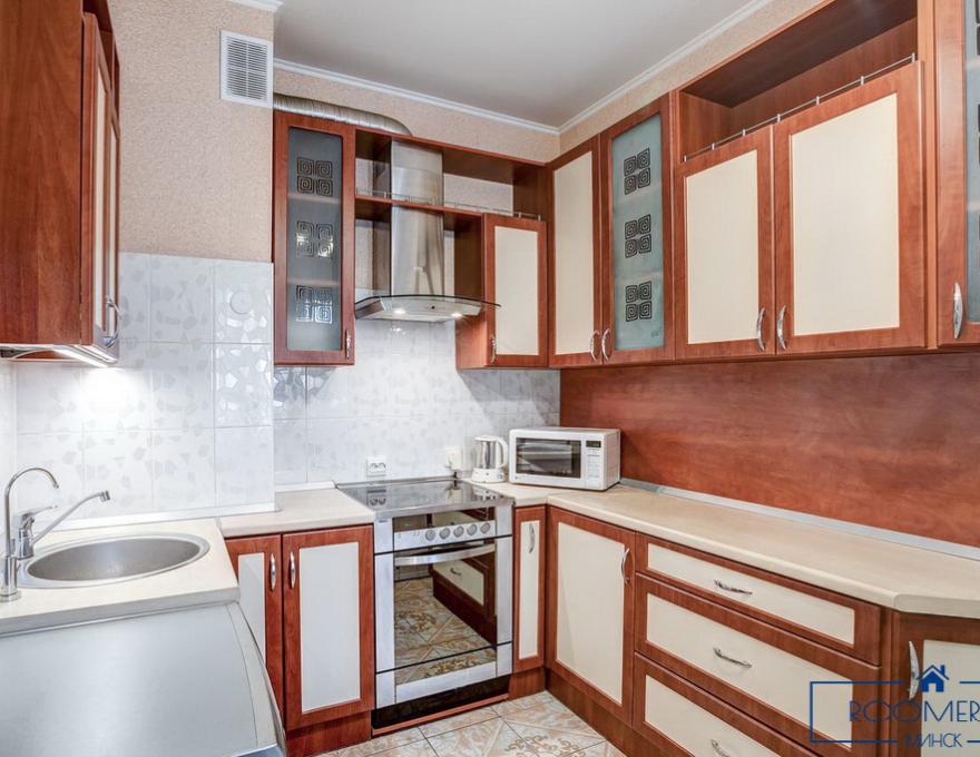 Квартира на сутки в Минске возле метро Институт Культуры кухня