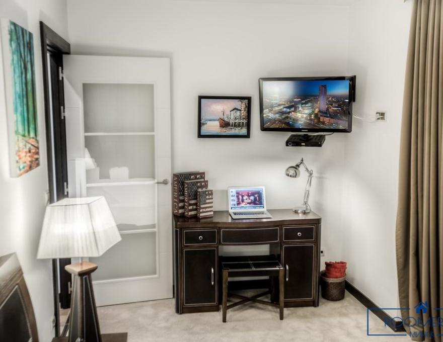 Квартира на сутки в Минске на бульваре Мулявина, 5 спальня