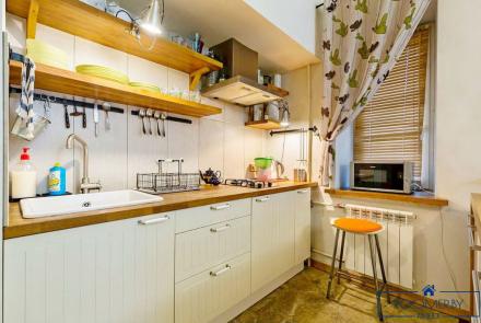 Квартира на сутки в Минске на улице Мельникайте, 12 кухня