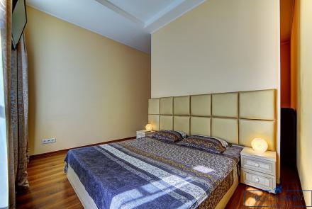 Квартира на сутки в Минске на улице Мельникайте, 5 спальня