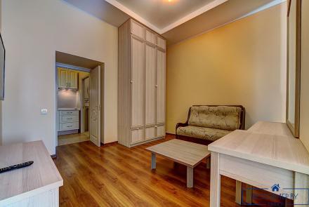 Квартира на сутки в Минске на улице Мельникайте, 5 гостиная