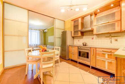 Квартира на сутки в Минске на улице Скрыганова 2 кухня