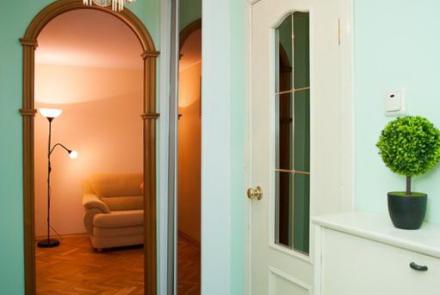 Квартира на сутки в Минске на улице Мельникайте, 16 коридор