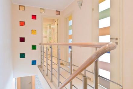 Двухуровневая четырехкомнатная квартира на сутки Сторожевская, 8 коридор