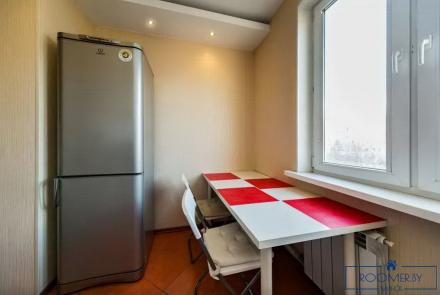 Квартира на сутки в Минске на проспекте Победителей, 47 кухня