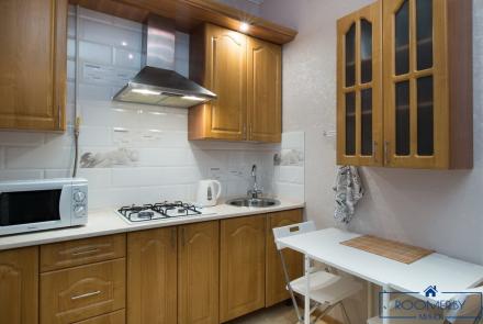 Квартира на сутки в Минске на проспекте Победителей, 57 кухня