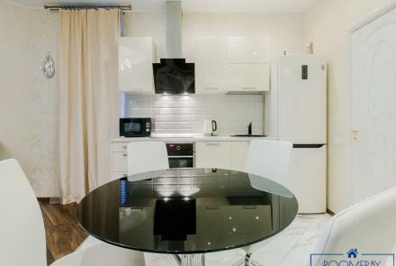 Квартира на сутки в Минске на улица Кальварийская, 16 кухня