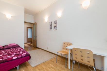 Четырехкомнатная квартира на сутки Минск Сторожевская, 8 спальня