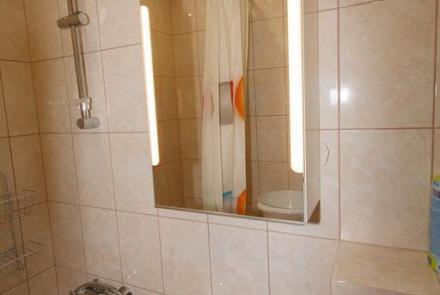 Двухкомнатная квартира на сутки Минск Димитрова ванна