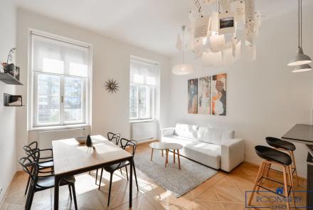 Двухкомнатная квартира на сутки Минск Димитрова гостиная