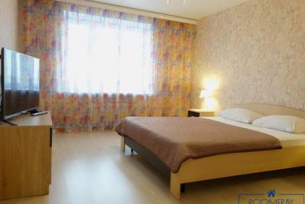 Двухкомнатная квартира на сутки в Минске Грибоедова спальня