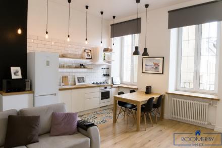 Квартира на сутки в Минске возле метро Немига гостиная