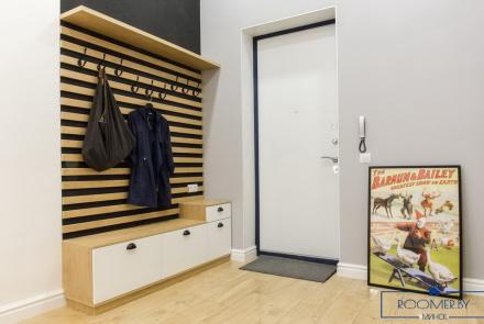 Квартира на сутки в Минске возле метро Немига прихожая