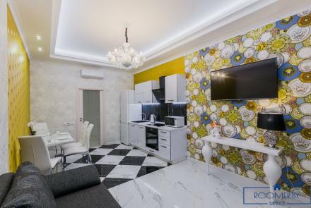 Квартира на сутки в Минске возле метро Немига гостиная