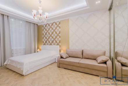 Квартира на сутки в Минске возле метро Немига спальня