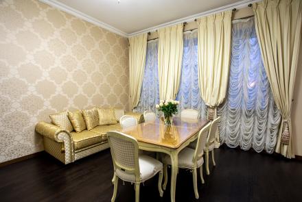 Трехкомнатная квартира на Ленина, 6 на сутки гостиная