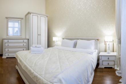 Трехкомнатная квартира на Ленина, 6 на сутки спальня