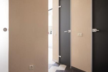 Однокомнатная квартира на сутки Ленина прихожая