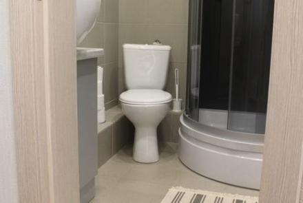 Однокомнатная квартира на сутки Машерова ванна