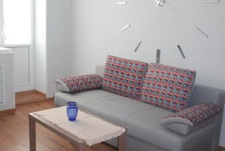 Однокомнатная квартира на сутки Машерова спальня