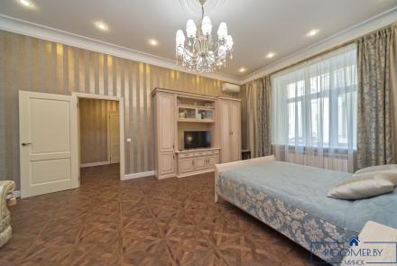 Квартира на сутки в Минске возле метро Немига спальня