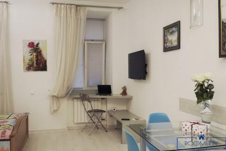 Квартира на сутки в Минске возле метро Немига спальня