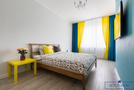 Квартира на сутки в Минске возле метро Немига спальня