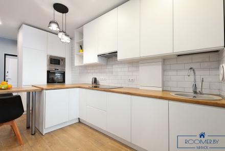 Квартира на сутки в минске по ул. Сторожевская, 8 кухня
