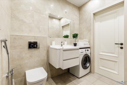 Пятикомнатная квартира на сутки Минск Сторожевская, 6 ванна