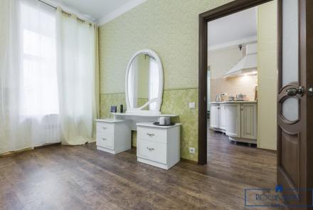 Квартира на сутки в Минске возле метро Купаловская спальня