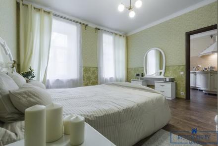 Квартира на сутки в Минске возле метро Купаловская спальня