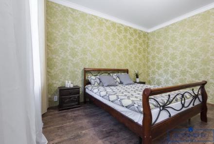 Квартира на сутки в Минске возле метро Купаловская спальня