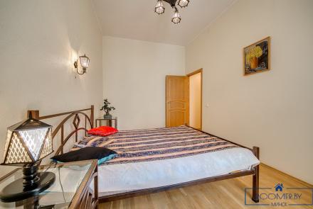 Квартира на сутки в Минске возле метро Немига спальня