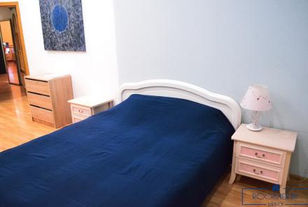 Квартира на сутки в Минске возле метро Купаловская спальня