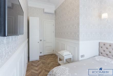 Квартира на сутки в Минске возле метро Купаловская спальня