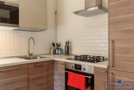 Квартира на сутки в Минске возле метро Немига кухня