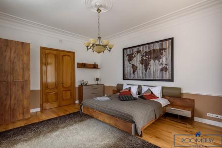 Квартира на сутки в Минске возле метро Немига спальня