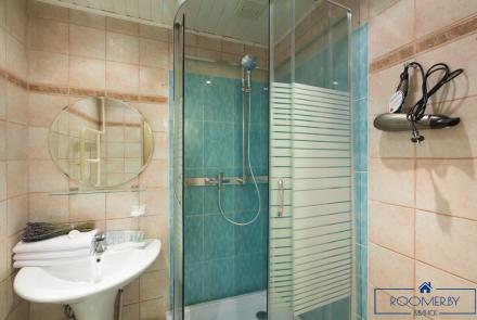 Квартира на сутки в Минске на улице Притыцкого, 46 ванная комната