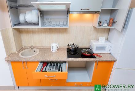 Квартира на сутки в Минске Скрыганова, 4 А кухня