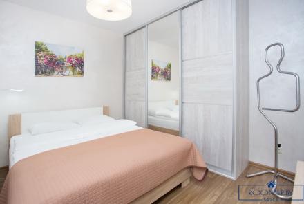 Квартира на сутки в Минске Ефросиньи Полоцкой, 5 спальня